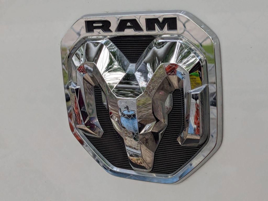 Used 2023 RAM ProMaster 2500 image 6