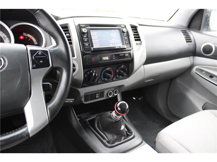 Used 2014 Toyota Tacoma 4x4 Double Cab image 25