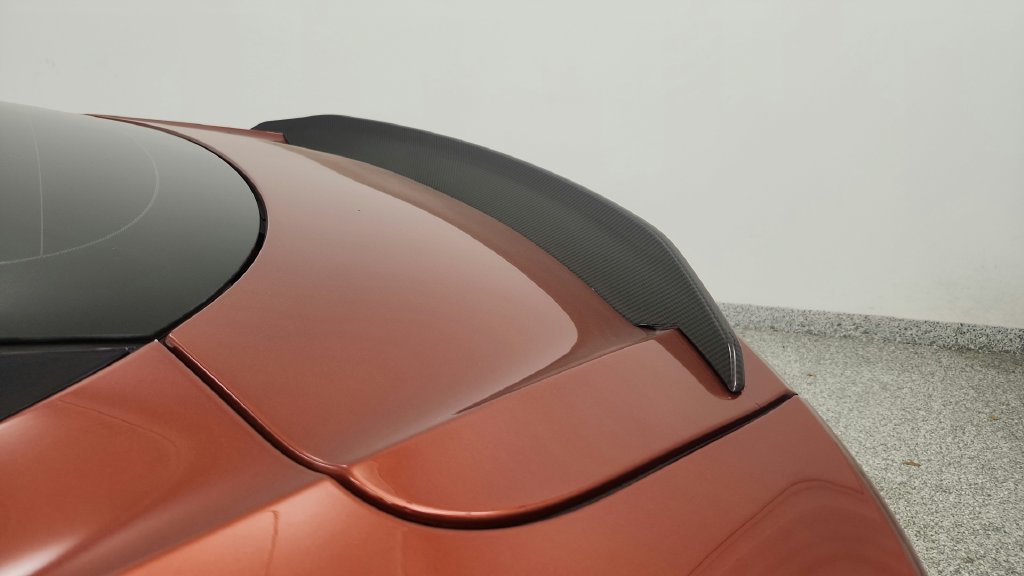 Used 2020 Aston Martin DBS Superleggera RWD image 17