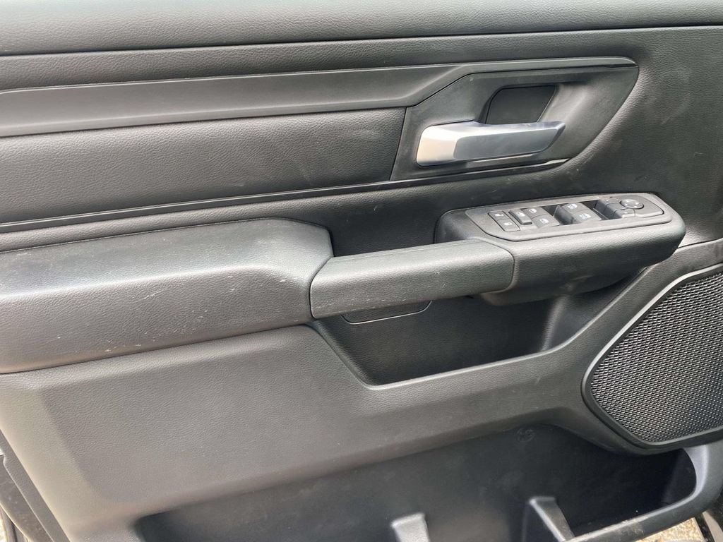 New 2026 RAM 1500 Express AWD/4WD image 14