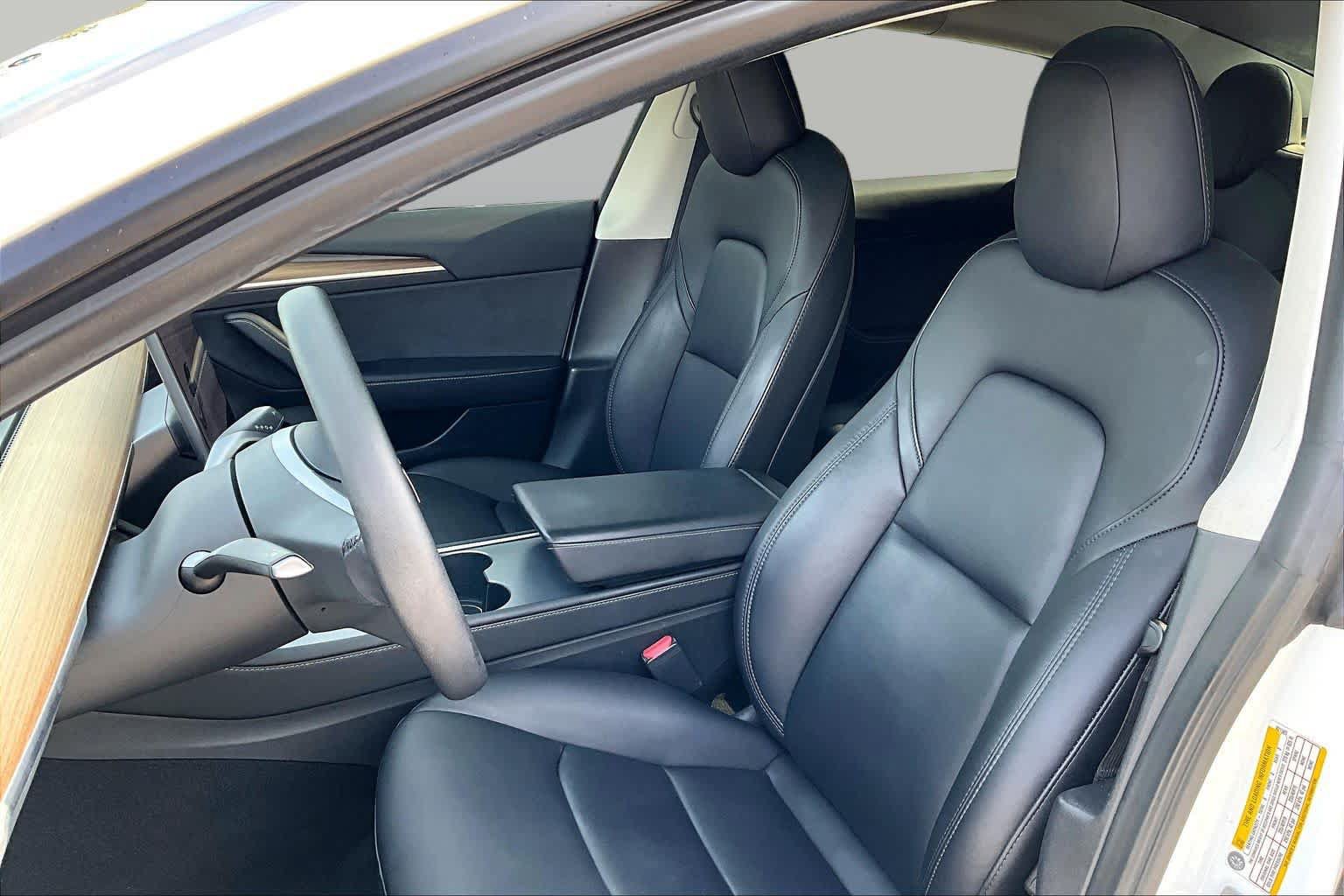 Used 2023 Tesla Model 3 Standard Range RWD image 7
