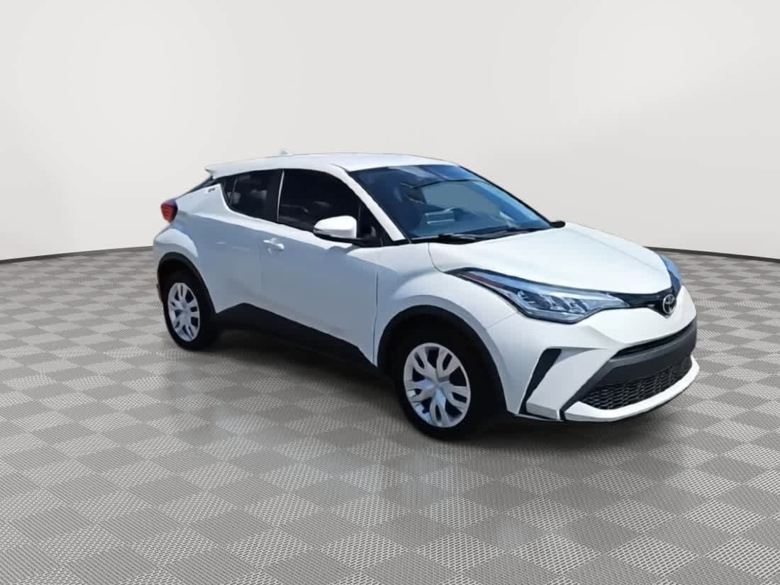 Used 2021 Toyota C-HR LE FWD image 2