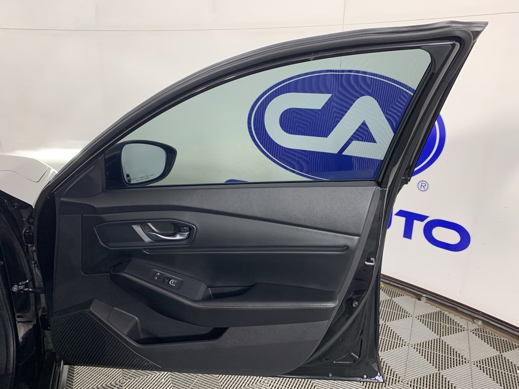 Used 2023 Honda Accord Sport image 40