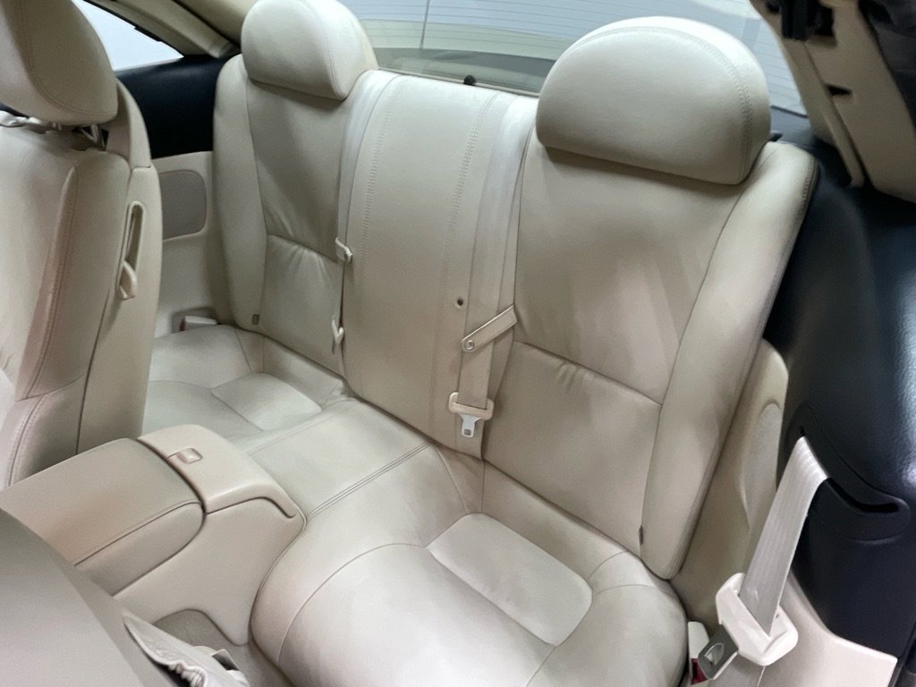 Used 2004 Lexus SC 430 Convertible RWD image 28