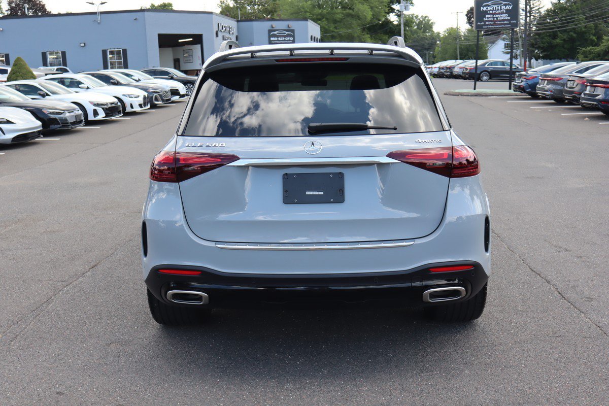 Used 2026 Mercedes-Benz GLE 580 4MATIC w/ Driver Assistance Package image 6