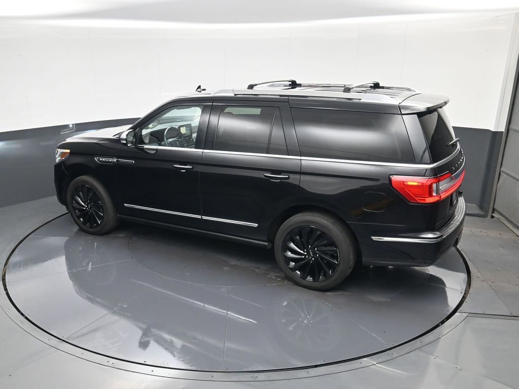 Used 2020 Lincoln Navigator Black Label w/ Cargo Convenience Package image 18