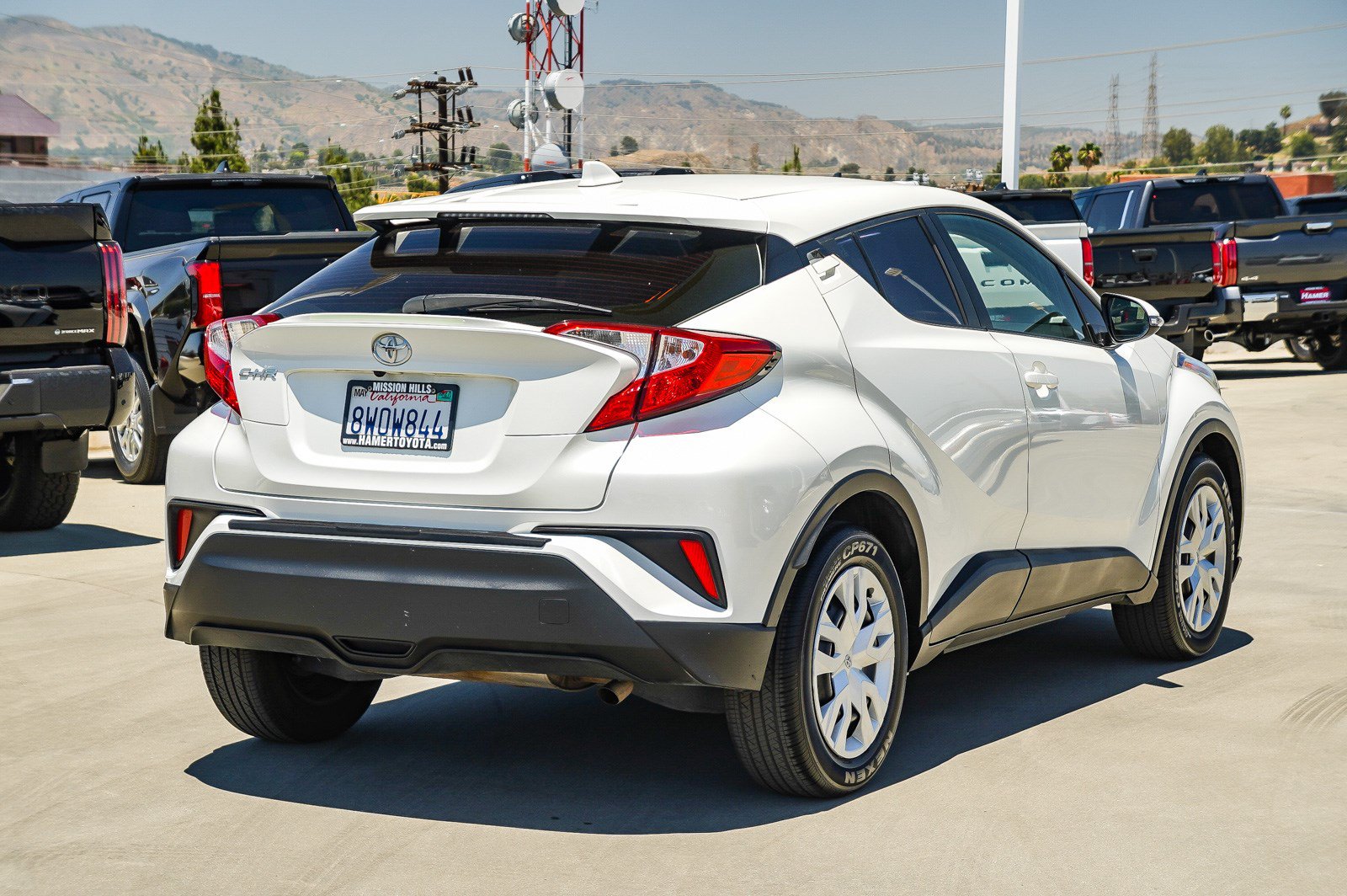 Certified 2021 Toyota C-HR LE FWD image 7