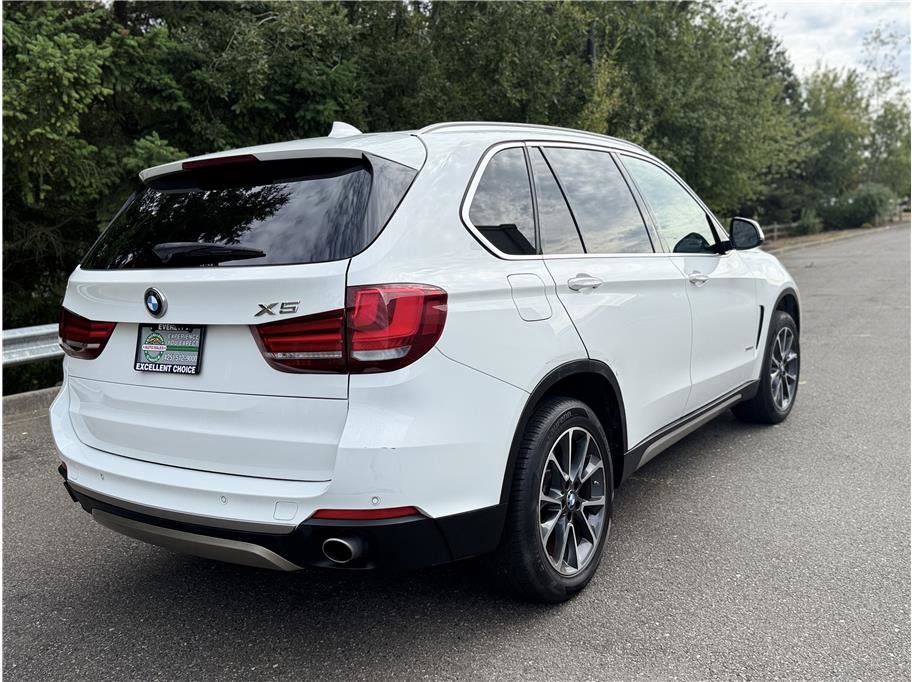 Used 2017 BMW X5 xDrive35i image 7
