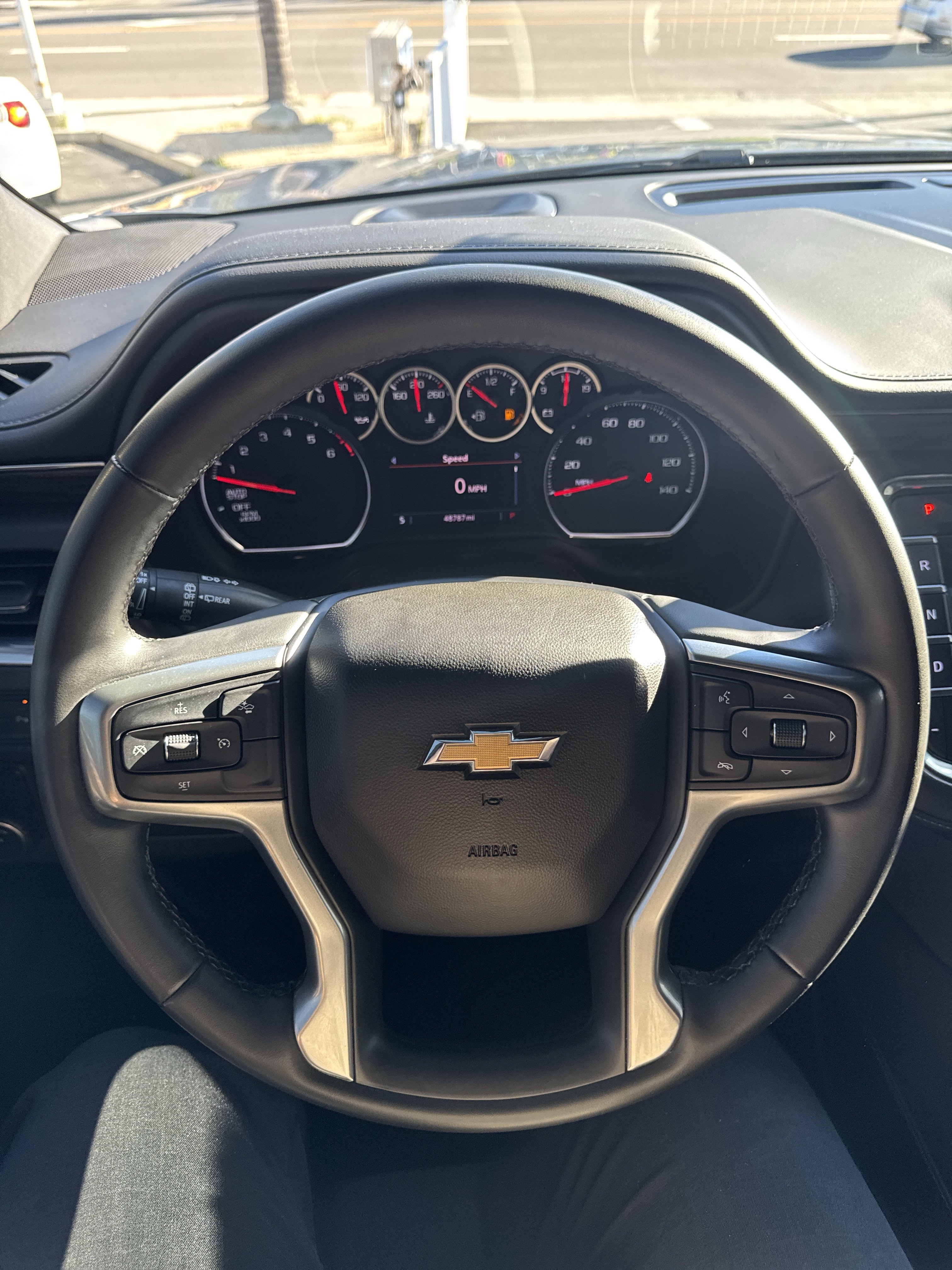 Used 2023 Chevrolet Suburban LS image 30