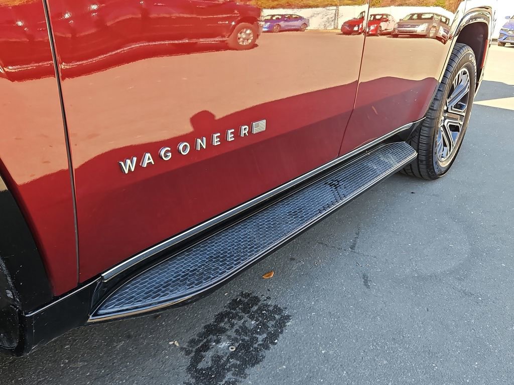 Used 2024 Jeep Wagoneer Series II w/ Flexible Seating Group image 38