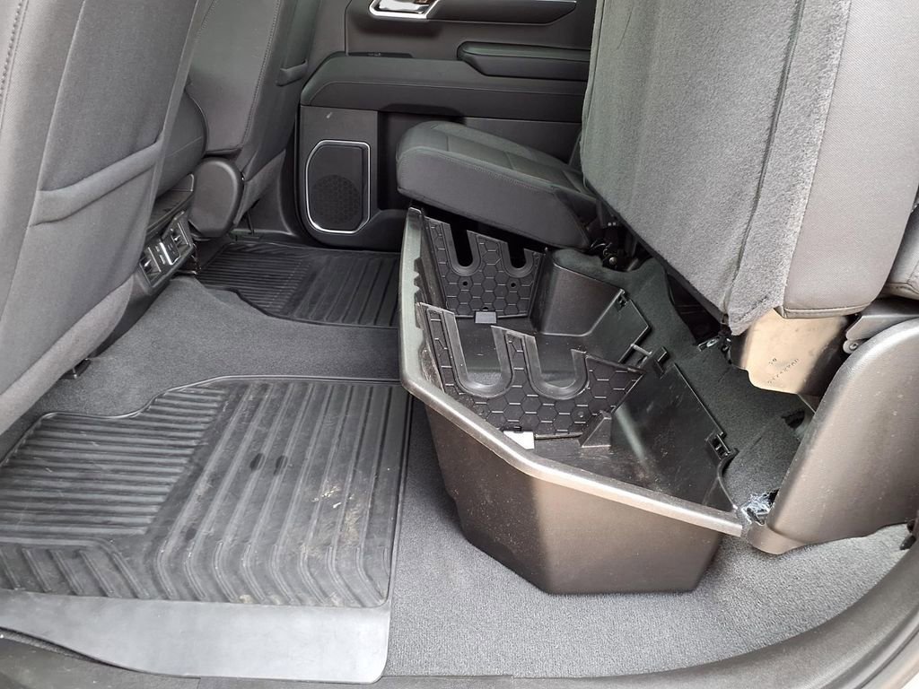 Used 2024 Chevrolet Silverado 1500 LT AWD/4WD image 26