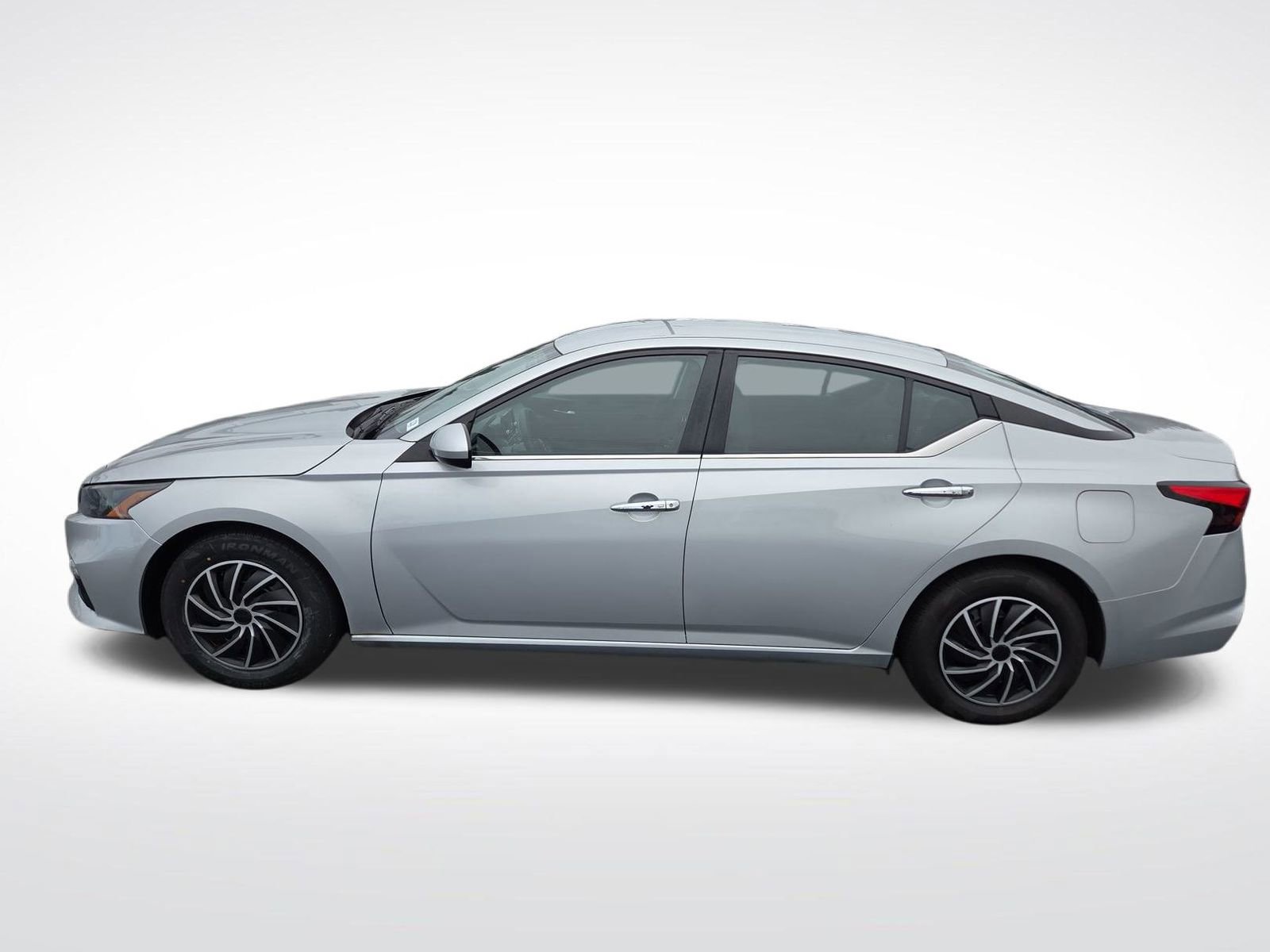 Used 2022 Nissan Altima 2.5 S image 7