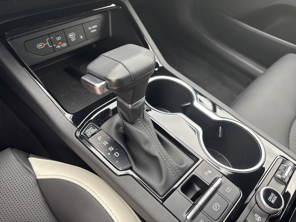 New 2026 Kia K5 GT-Line AWD/4WD image 32