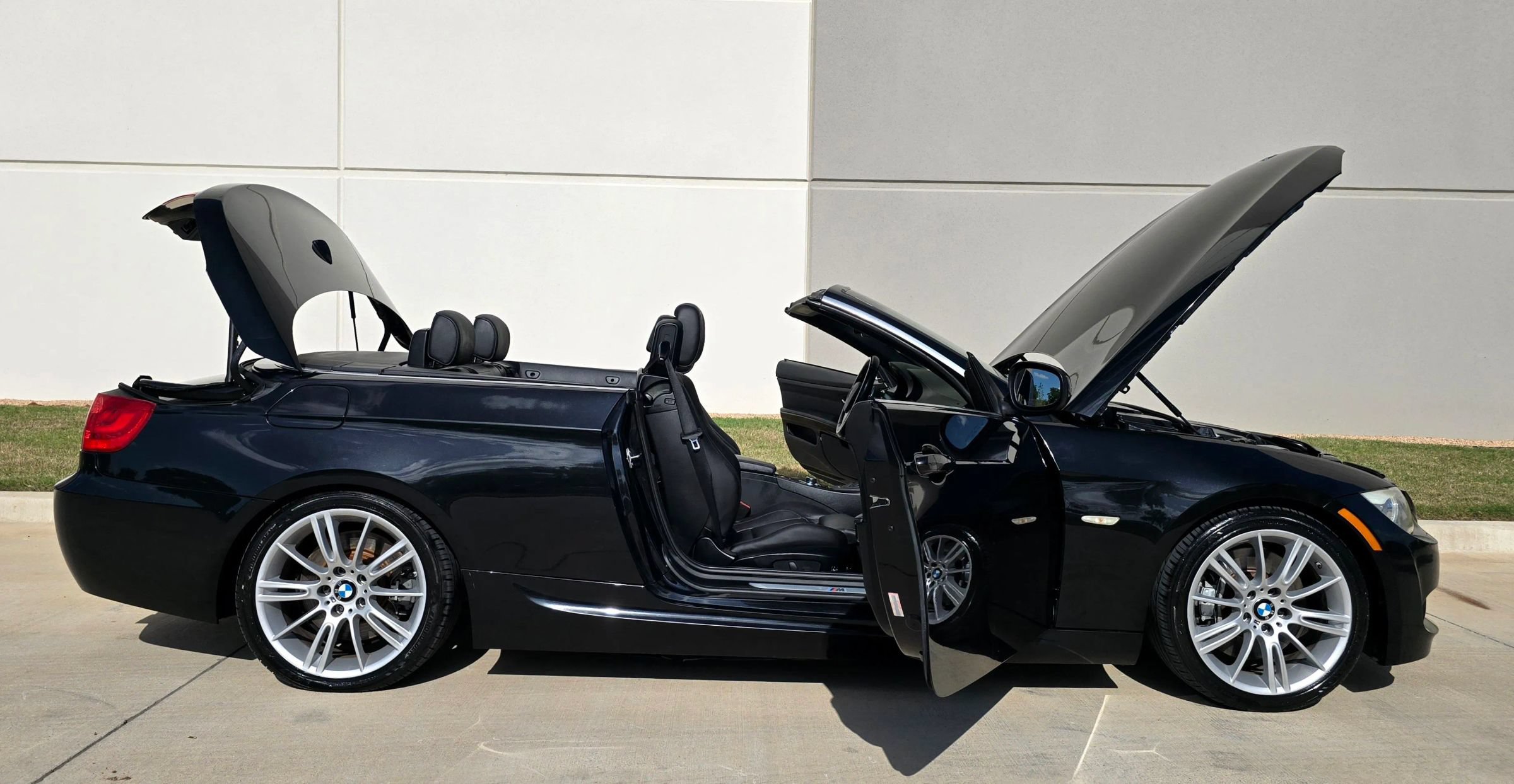 Used 2013 BMW 335i Convertible RWD image 17