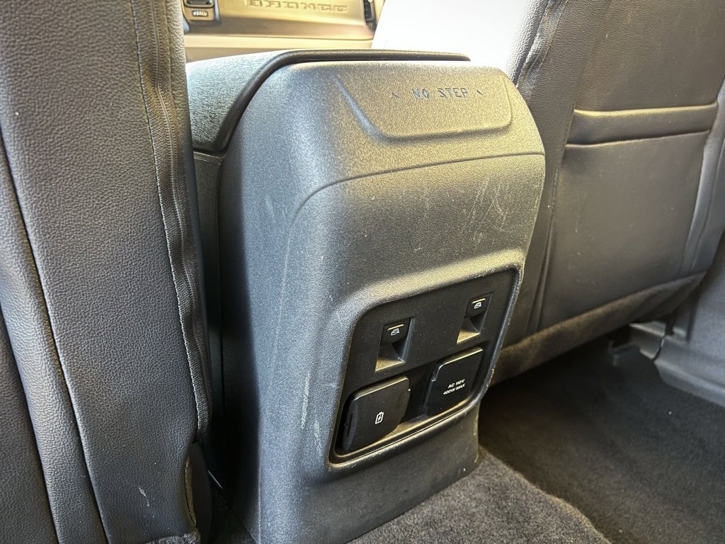 Used 2023 Ford Bronco Wildtrak image 21