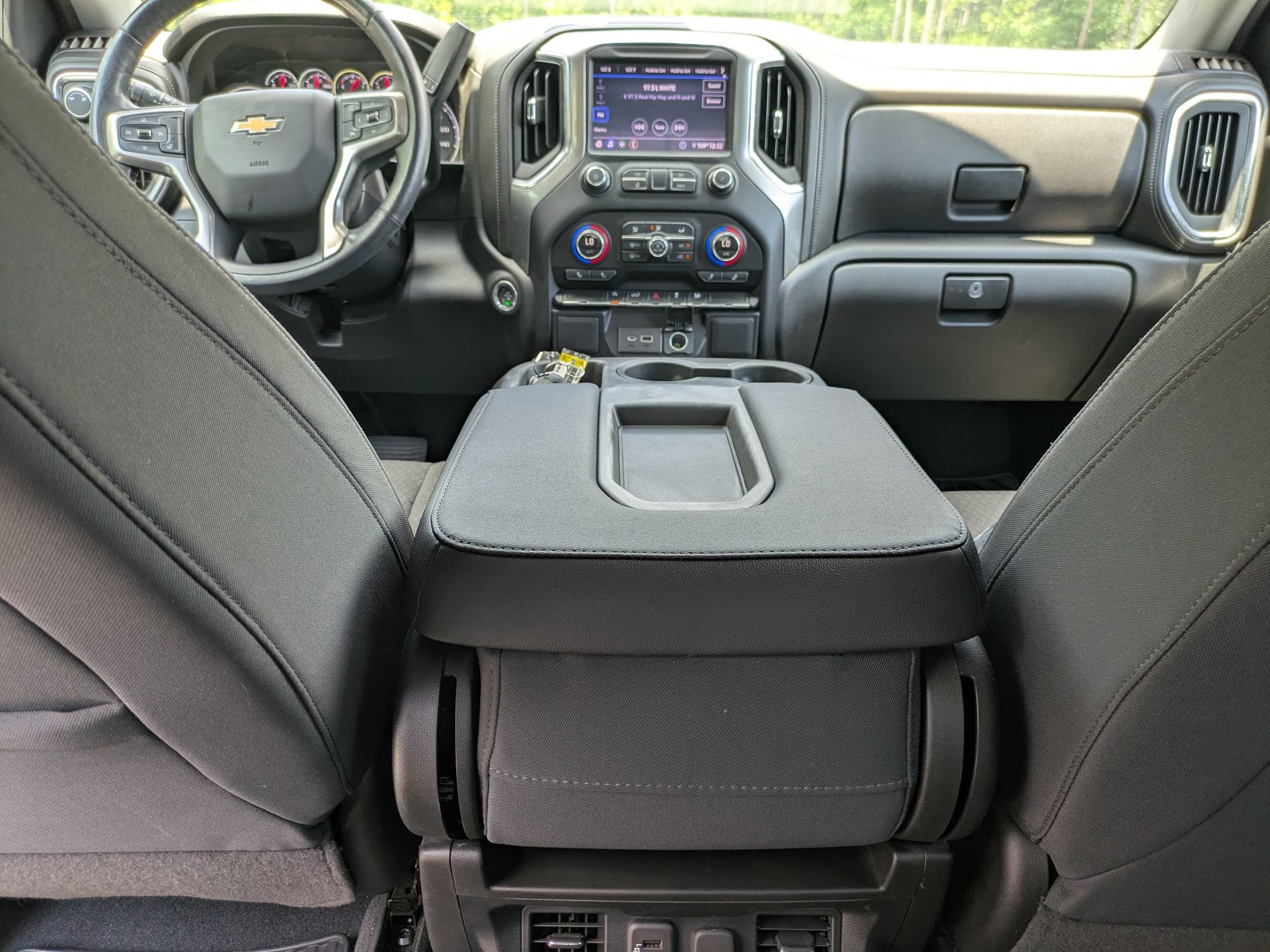 Used 2019 Chevrolet Silverado 1500 LT w/ All-Star Edition AWD/4WD image 26