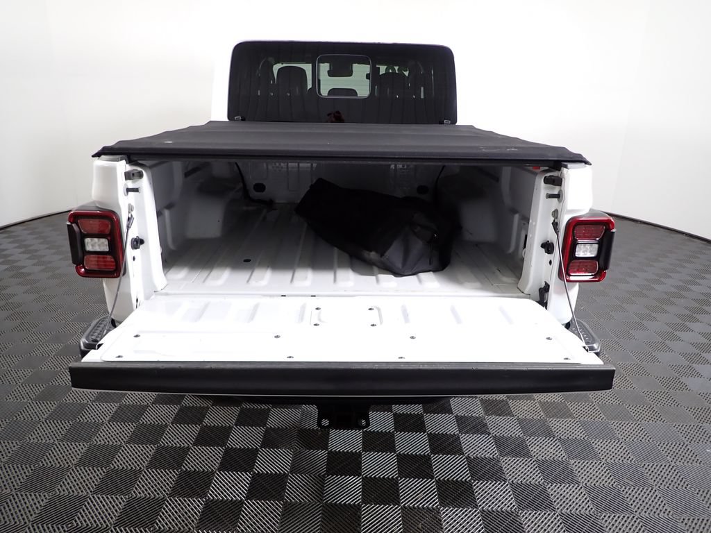 Used 2020 Jeep Gladiator Overland w/ Dual Top Group AWD/4WD image 16