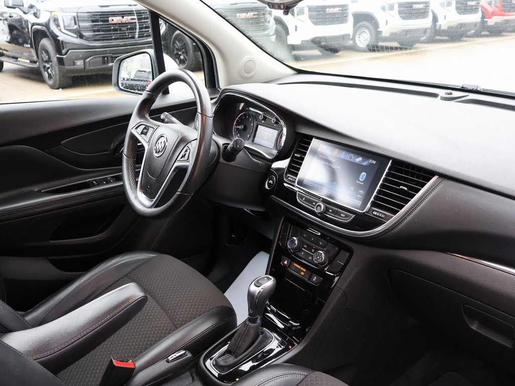 Used 2020 Buick Encore Preferred w/ Safety Package image 34