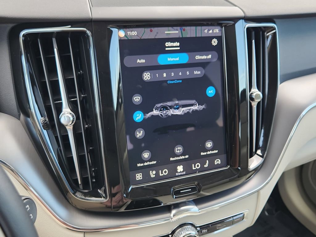 Used 2025 Volvo XC60 B5 Core w/ Climate Package AWD/4WD image 10