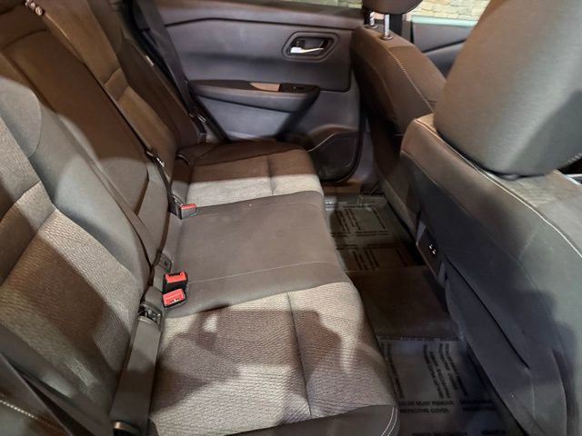 Certified 2025 Nissan Rogue SV image 34