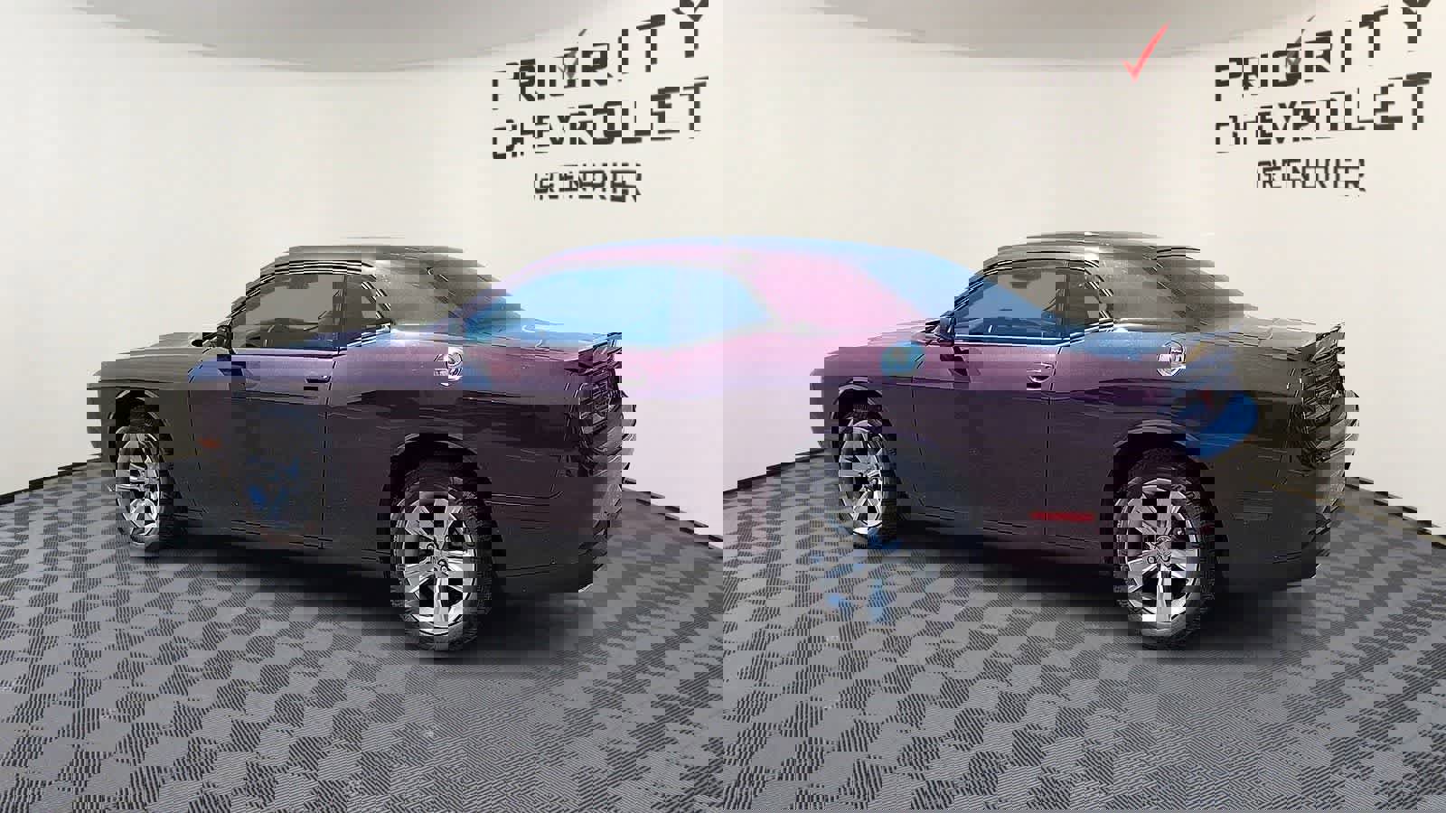 Used 2021 Dodge Challenger SXT image 6