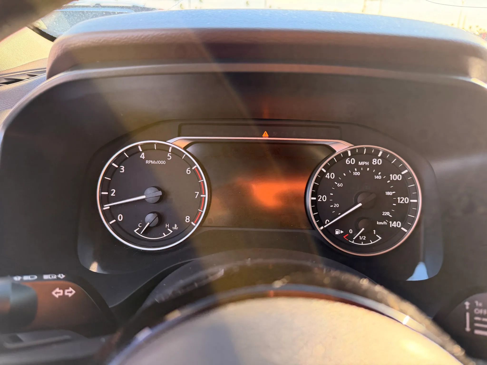 Used 2023 Nissan Rogue SV image 6