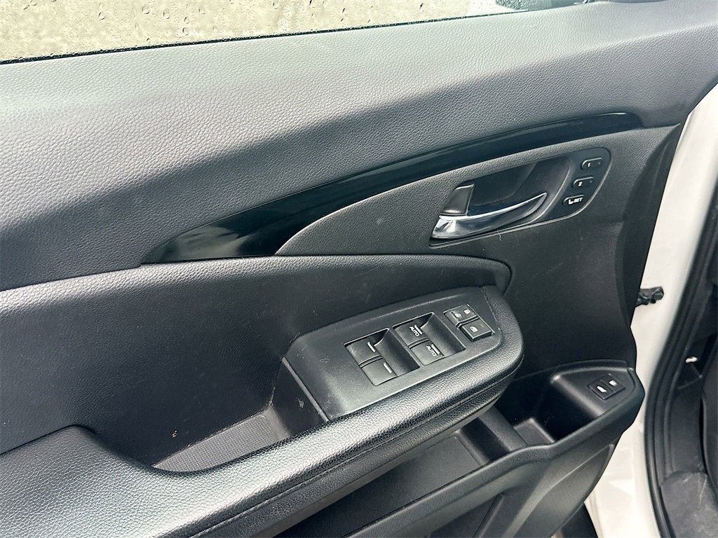 Used 2021 Honda Pilot Touring image 21