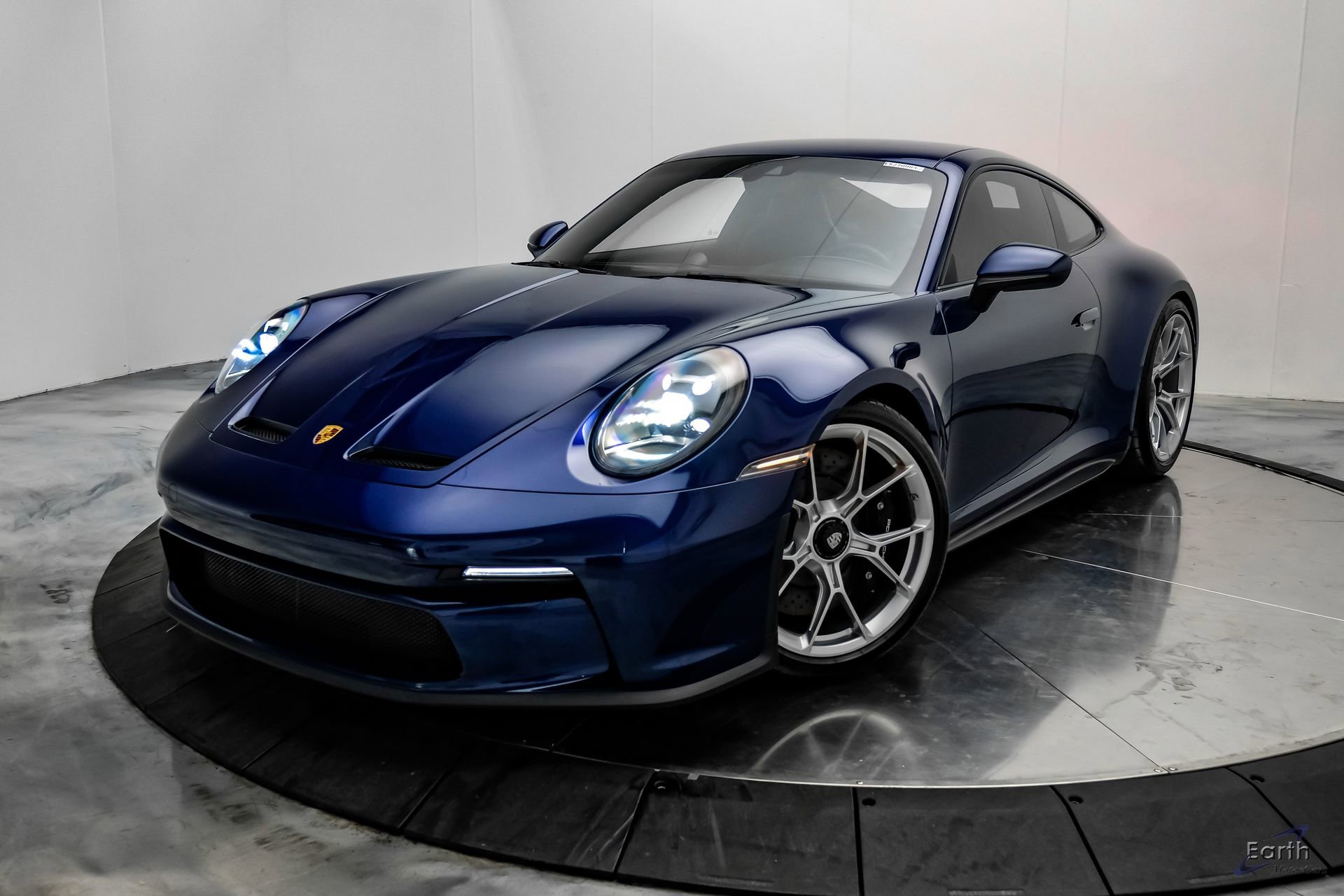 Used 2022 Porsche 911 GT3 RWD image 5