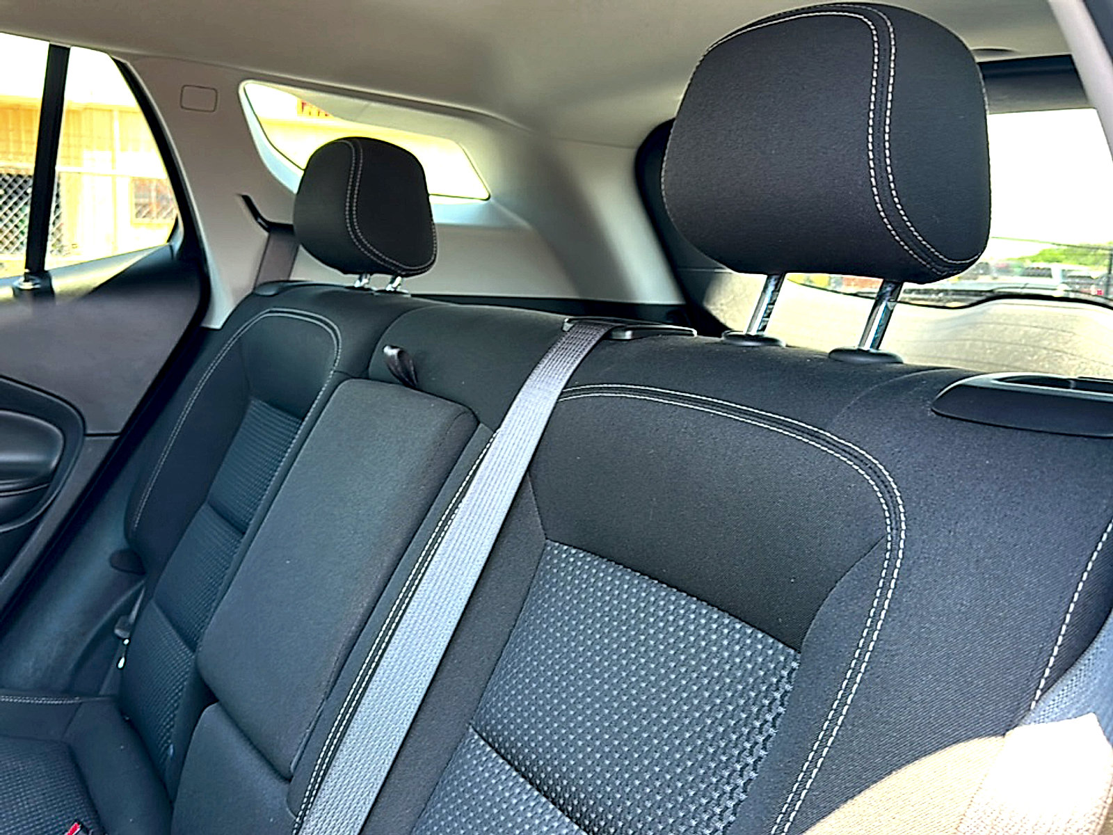 Used 2022 GMC Terrain SLE w/ Driver Convenience Package FWD image 19