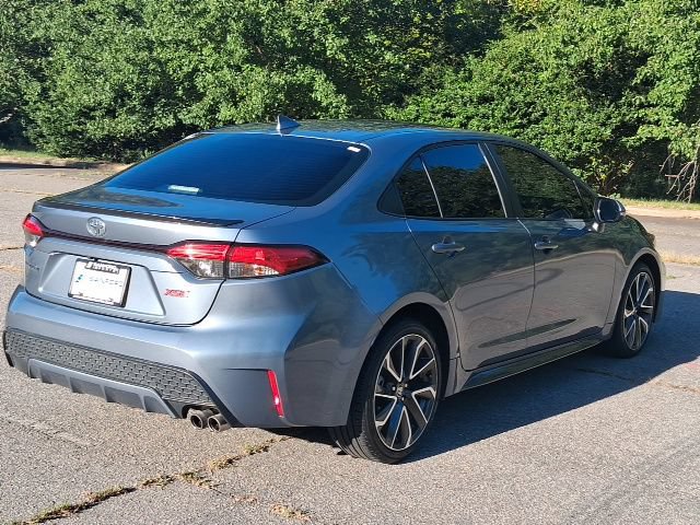 Used 2022 Toyota Corolla XSE FWD image 5