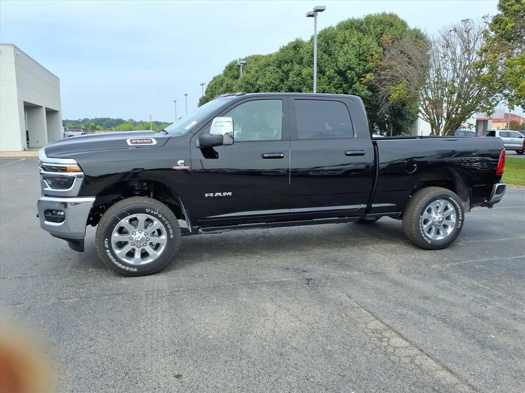 New 2026 RAM 2500 Laramie AWD/4WD image 3