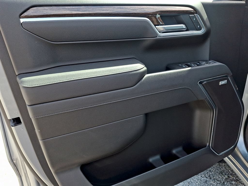 New 2026 GMC Sierra 1500 Elevation AWD/4WD image 8