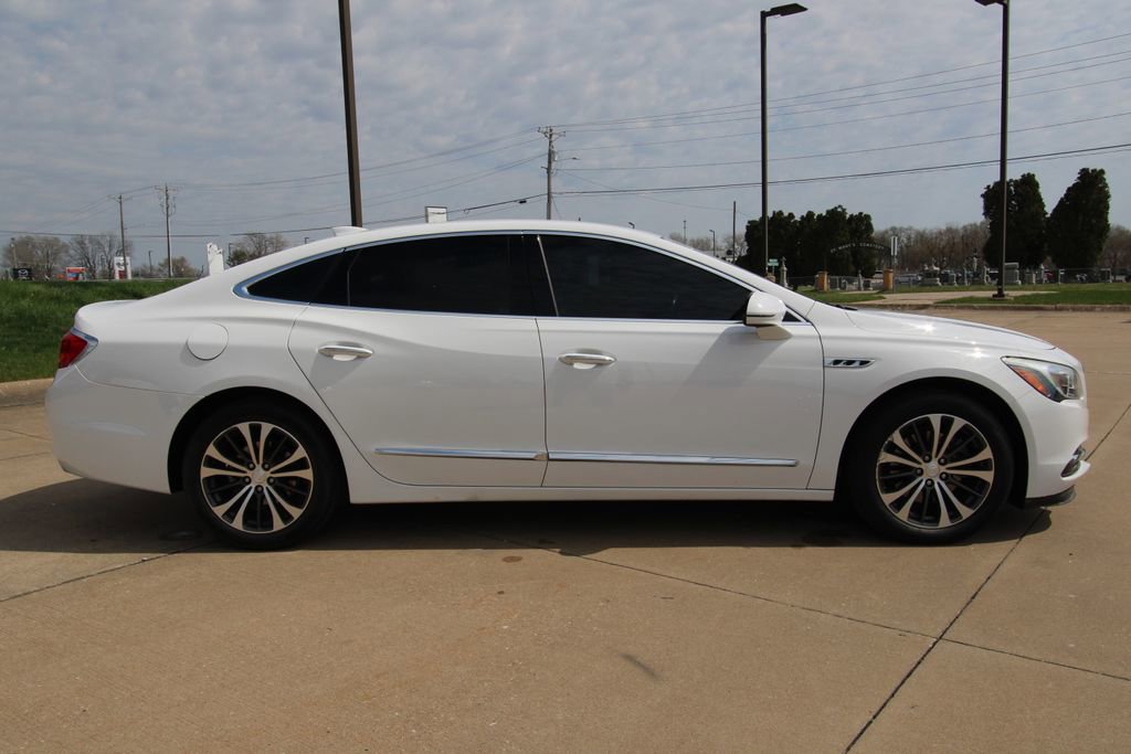 Used 2017 Buick LaCrosse Essence w/ Sights and Sounds Package image 4