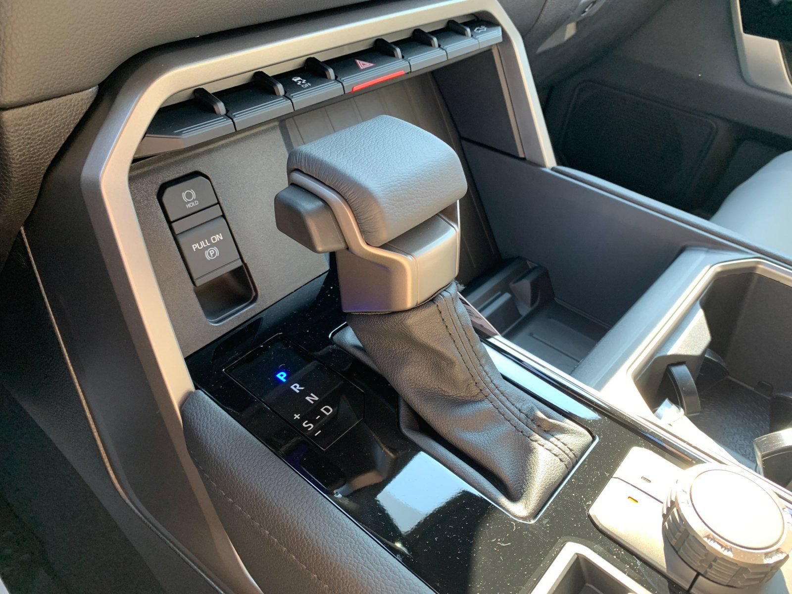 New 2026 Toyota Tundra Limited AWD/4WD image 23