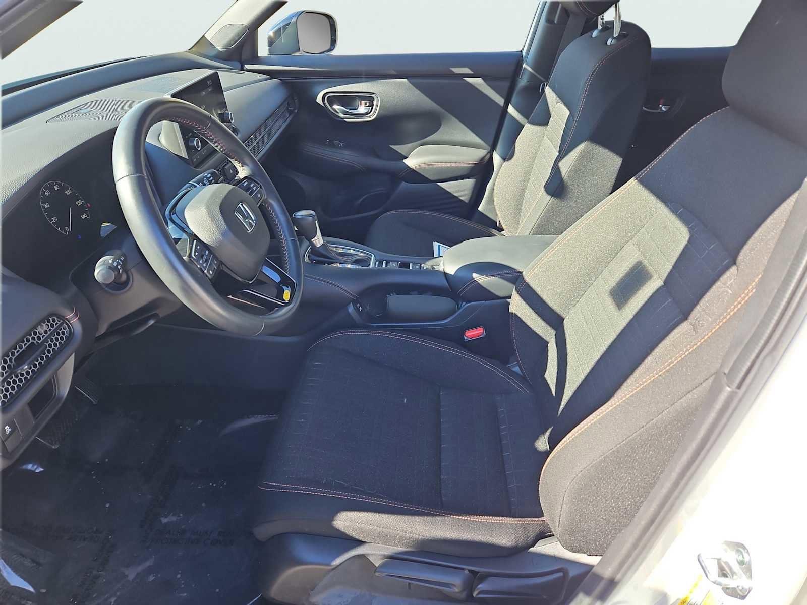 Used 2024 Honda HR-V Sport image 27