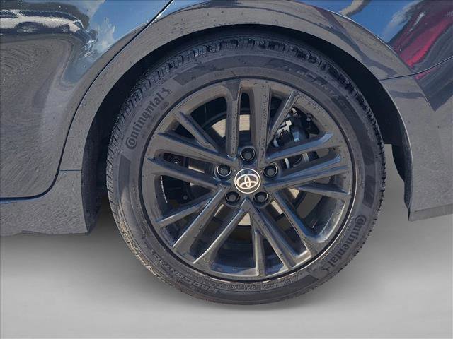 Used 2025 Toyota Camry SE w/ Multimedia Upgrade Package FWD image 4