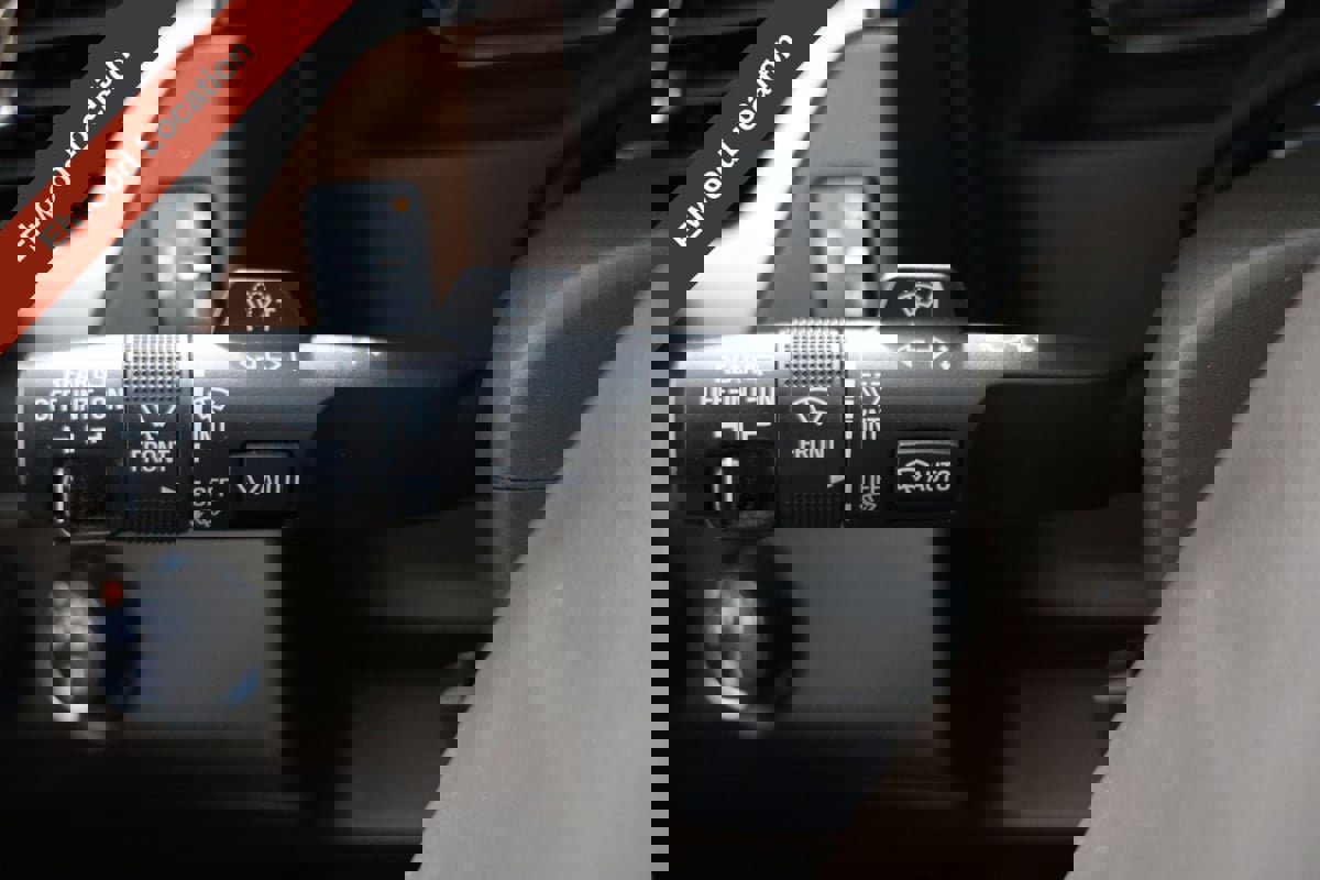 Used 2015 Chevrolet Tahoe LTZ image 28