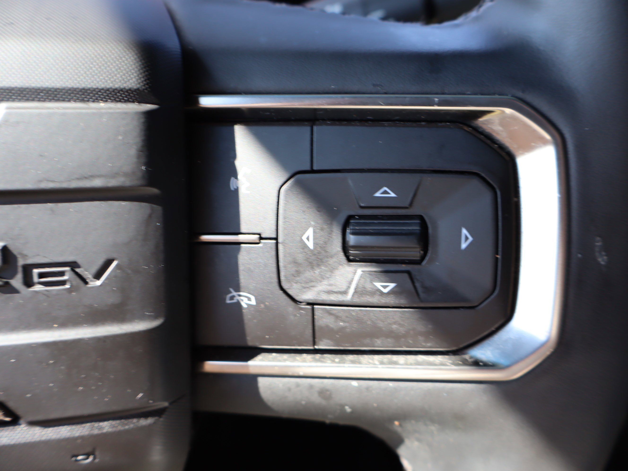 Certified 2024 GMC Hummer EV 3X w/ Extreme Off-Road Package image 26