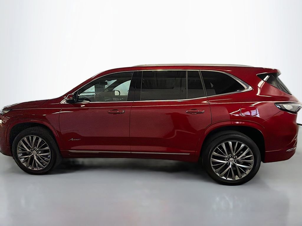 Used 2025 Buick Enclave Avenir image 6