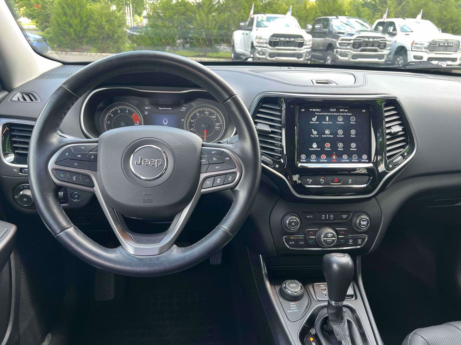 Used 2021 Jeep Cherokee Limited w/ Mopar Interior Package AWD/4WD image 20