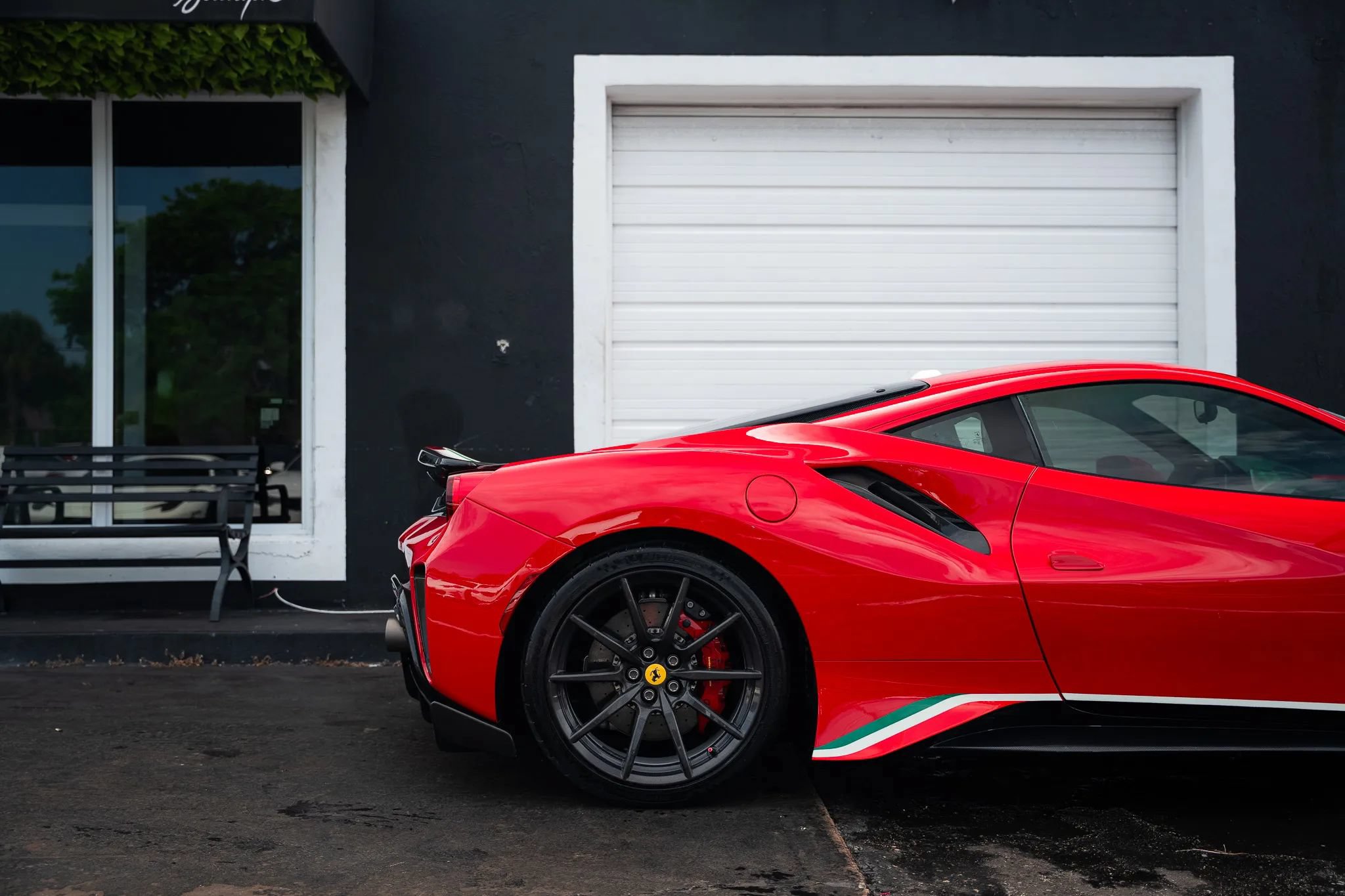 Used 2020 Ferrari 488 Pista Coupe RWD image 8