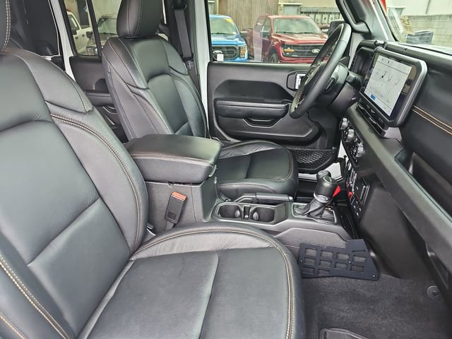 Used 2024 Jeep Gladiator Sport AWD/4WD image 10
