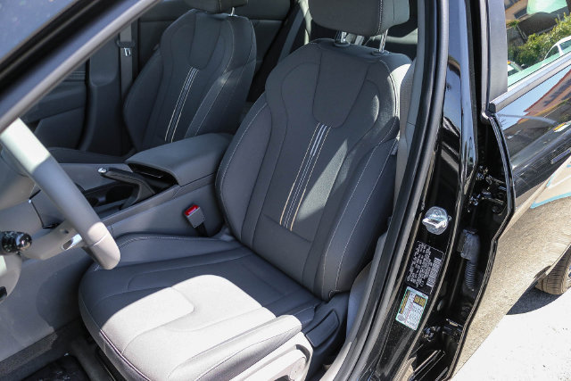 Certified 2026 Hyundai Elantra Sport FWD image 27