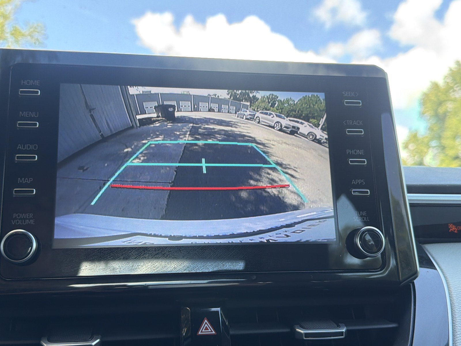 Used 2020 Toyota Corolla SE FWD image 31