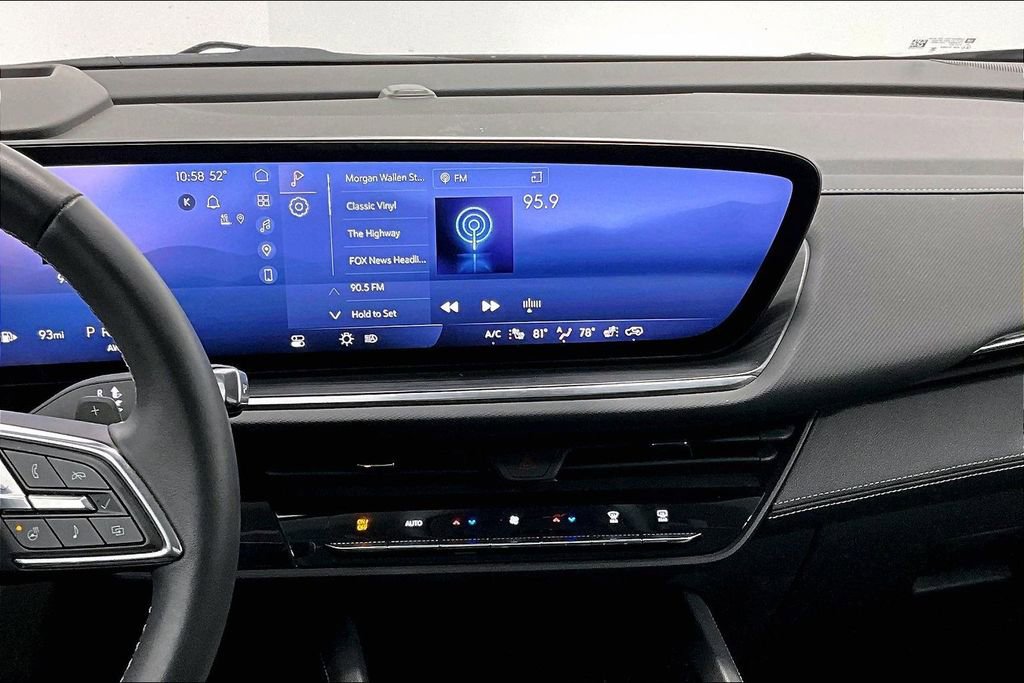 Used 2024 Buick Envision Preferred image 8