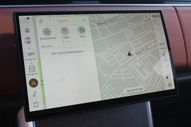 New 2026 Land Rover Range Rover SV image 18