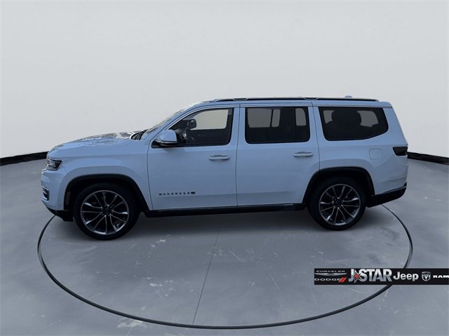 Used 2022 Jeep Wagoneer Series III w/ Premium Group I image 5