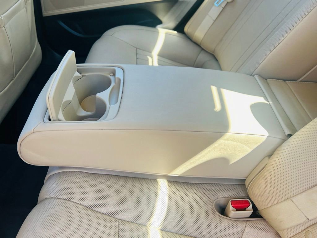 Used 2015 Hyundai Genesis 3.8 image 23