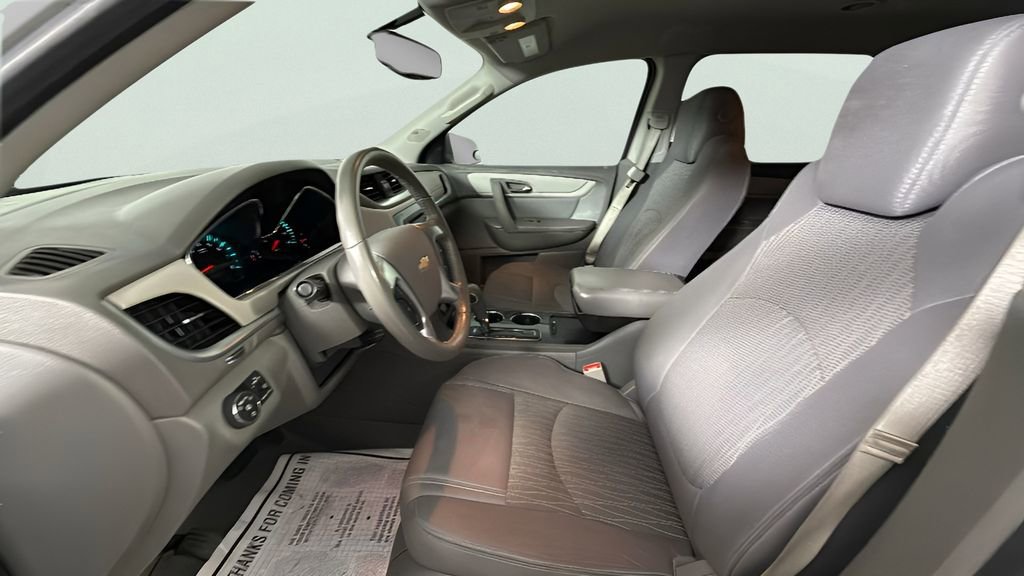 Used 2016 Chevrolet Traverse LT image 17