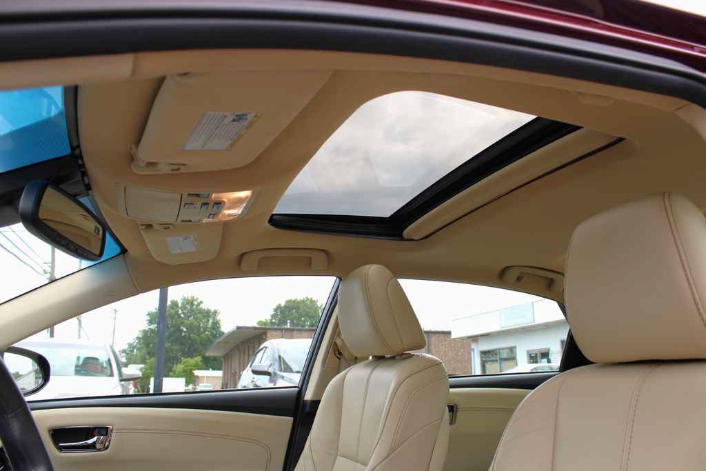 Used 2016 Toyota Avalon Limited w/ Protection Package FWD image 12
